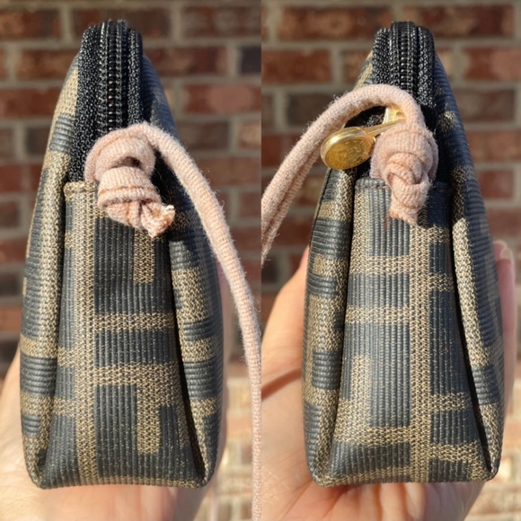 💗Auth💗FENDI Zucca Monogram Wristlet Pouch Wallet Clutch Pochette/Crossbody💫 - Picture 12 of 17